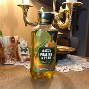 Bath & Body Works Toasted Praline & Pear Body Wash